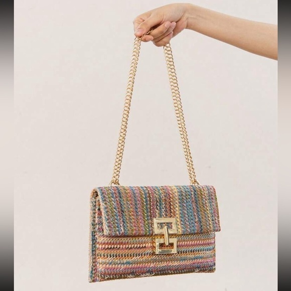 Metal-Lock Flap Gold Chain Braided Shoulder Bag - Picture 2 of 6